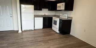 460 Main Street Gallery 1