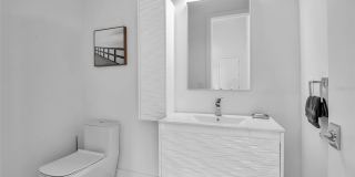 2231 WOOD STREET Gallery 21