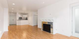 2 Bedroom 1.75 Bath Condo - Seattle Gallery 8