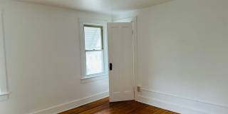 THE CUTEST 3 BEDROOMS SINGLE HOME !! 1St floor bedroom Gallery 29