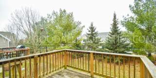 2-Bedroom, 2.5-Bath Urbandale Townhome with 2-Car Garage & Deck Gallery 11