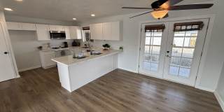 1000 W Elna Rae ST Gallery 5