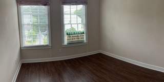 3 Bed/3.5 Bath Townhome For Lease Within Walking Distance to Downtown Woodstock Gallery 9