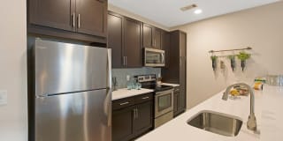 Woodmont Mews Apartments Gallery 15