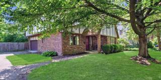 4631 Graceland Avenue Gallery 2