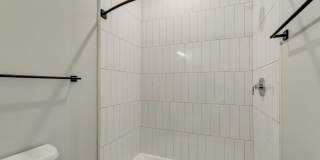 Hamburg Street Gallery 16