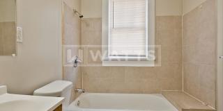 3-Bedroom House in East Lake. 3-Bedroom House in East Lake. Gallery 16