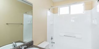 Sandpointe Cove Apartment Homes Gallery 36
