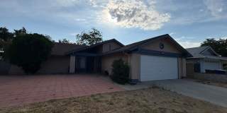 West Lancaster 4 Bedroom + 2 Bathroom Gallery 1