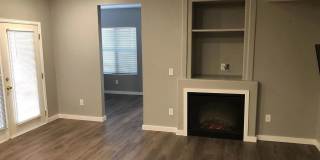 Updated 2 Bed, 2 Bath Main Floor Condo with Garage Updated 2 Bed, 2 Bath Main Floor Condo with Garage Gallery 5
