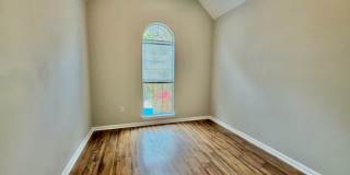 81 Lake Front Drive Gallery 10
