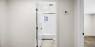 750 West 1st Street Gallery 19