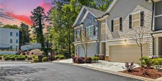 1395 Heights Park Drive SE Gallery 1