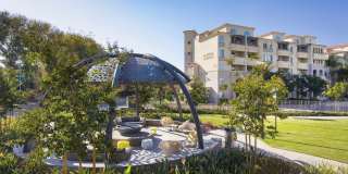 360 Luxury Apartments Gallery 13