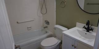 2 Bedroom, 2 Bathroom Condo Gallery 5