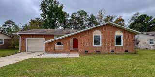 Charming 3 Bed 2 Bath Brick Ranch Gallery 1