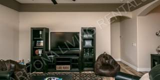 FURNISHED POOL HOME AVAILABLE JANUARY 1st, 2027 - MARCH 31st, 2027 Gallery 11