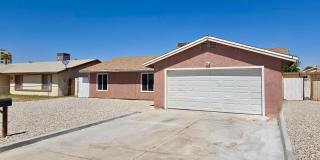 Hacienda Estates Three Bedroom Two Bath home !!! Close to Hospital and Retail Stores Gallery 5