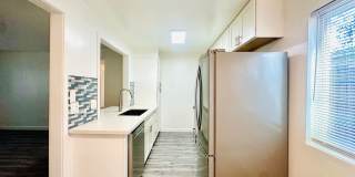 3130 E 4th Street Gallery 20