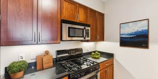 Crocker Park Living Gallery 17