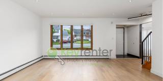 Spacious 4 Bedroom Home in Maywood with Fenced Yard, Office & Solar Panels Gallery 7