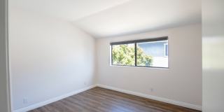 7035 Lisa Lane Gallery 21