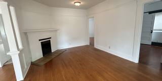2220 Rosecrans St Gallery 8