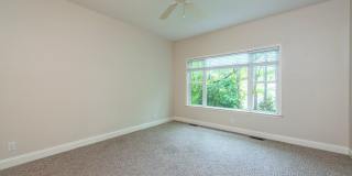 Black Mountain Townhouse Rental! Gallery 30