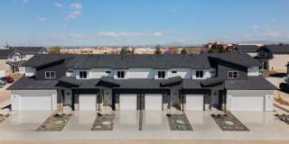 Gorgeous Townhouse with 2 Master Bedrooms!! Prefer a 6 Month Lease! Gallery 1
