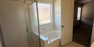 3bed 2 bath Arrowhead Ranch Home Gallery 28