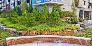 15 Morris Avenue Gallery 42