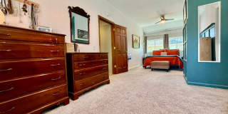 Distinguished 4 bed, 2 bath Bungalow in the Old North End Gallery 18