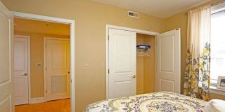 Coronado Place and Towers - Student Housing Gallery 32