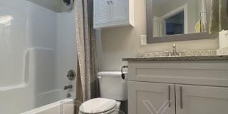 1827 S Pennsylvania Ave Gallery 10