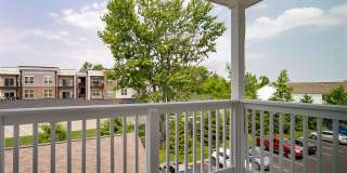 Warner West Apartments Gallery 14
