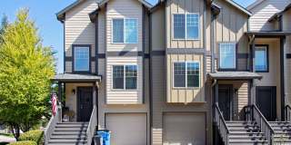 3-Level Townhouse with Open Layout and Garage Gallery 1