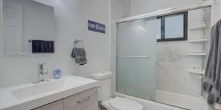 1700 Southwest 20th Street Gallery 7