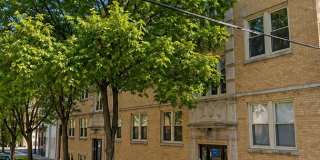 Beautifully Updated 2-Bedroom Condo with Natural Light Beautifully Updated 2-Bedroom Condo with Natural Light Gallery 1