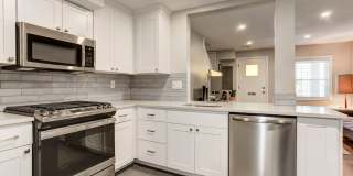 Trinidad Rowhome | 2 Bed | 1 Bath | 800 Sf | Large Fenced-In Front Porch & Fenced-in Backyard | 2 Parking Spaces Gallery 29