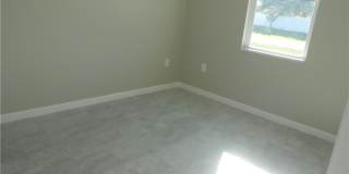 937 Graystone Avenue Gallery 21