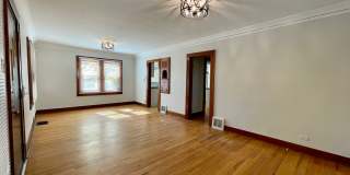 $0 DEPOSIT OPTION, NEW PAINT, TRADITIONAL BRICK HOME, WALKING DISTANCE TO DU!! LARGE BACKYARD, DETACHED GARAGE AND OFF-STREET PARKING!!! Gallery 5