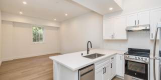 737 PINE Gallery 4