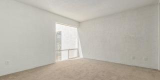 4656 N 40th Street Gallery 17