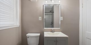 1526 V Street SE Gallery 18