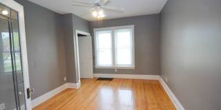 Gorgeous home on corner lot with fenced yard! Gallery 18