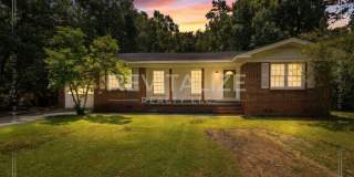 Beautifully Renovated 3-Bedroom Home with Garage & Spacious Yard in Mobile Gallery 1