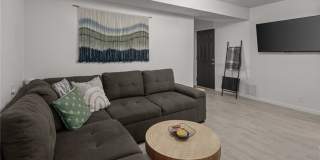 2 Southport Lane Gallery 36