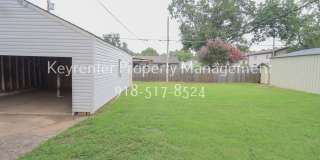 Beautiful Brookside duplex unit - NO PETS Gallery 17