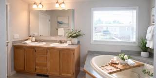 Great 3 Bedroom Ranch Style Home in low maintenance community! Gallery 6