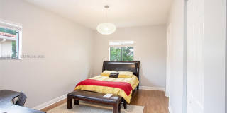 2412 Venetian Way Gallery 20